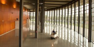 The Benefits of Hiring Commercial Cleaning Services